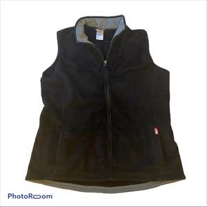 Black soft north face vest